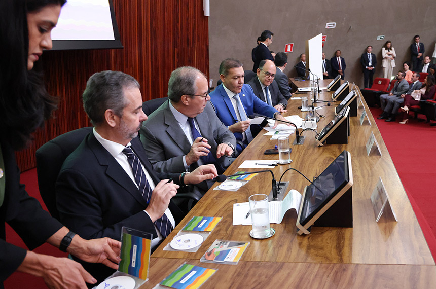 tse-conclui-assinatura-e-lacracao-dos-sistemas-das-eleicoes-de-2026