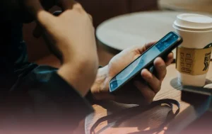 brasileiros-vivem-52-anos-diante-de-telas-digitais