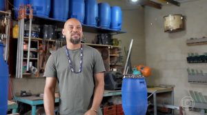 empreendedor-fatura-r$-20-mil-por-mes-com-instrumentos-feitos-de-sucata