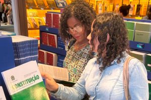 livraria-do-senado-vende-mais-de-20-mil-livros-na-bienal-de-sao-paulo