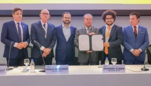 seminario-defende-atuacao-conjunta-entre-industria-e-pequenos-negocios-para-impulsionar-o-desenvolvimento-|-asn-nacional-–-agencia-sebrae-de-noticias