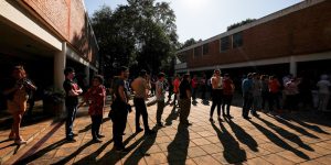 paraguai-vai-as-urnas-para-eleicoes-municipais-neste-domingo