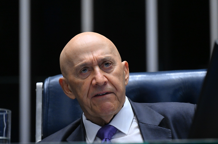 para-confucio,-mudanca-de-governo-nao-pode-interromper-politicas-publicas