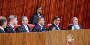tse-anula-votos-de-garotinho,-e-ruas-vence-governo-do-rio-no-1o-turno