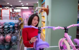 cm-responde:-cobrar-tres-vezes-mais-pelo-mesmo-brinquedo-e-abusivo?