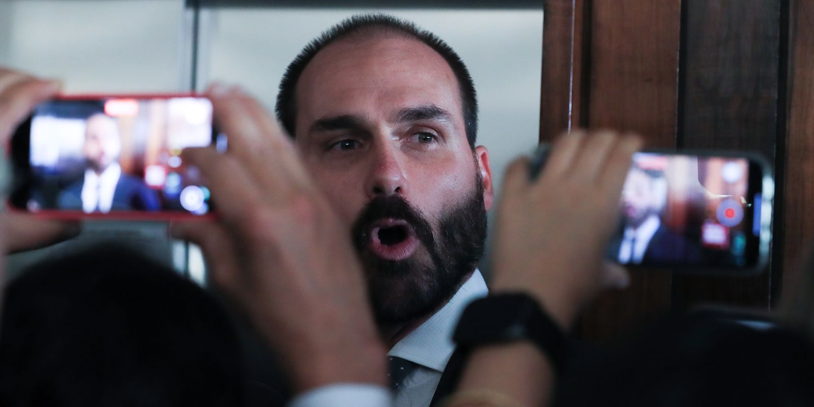 eduardo-bolsonaro-consta-em-lista-de-pena-pendente-de-cumprimento