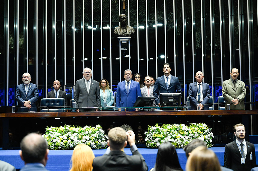 senado-celebra-dia-do-medico-com-debate-sobre-a-profissao