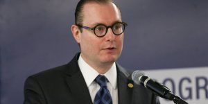 zanin-pede-parecer-da-pgr-e-agu-sobre-acao-do-psd-por-2o-turno-no-rio