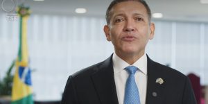 tse-nega-acusacao-de-flavio-sobre-expulsao-de-fiscais-de-sala-cofre
