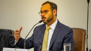 perdao-das-dividas-de-meis-e-medida-fiscal-“necessaria”,-diz-ministro