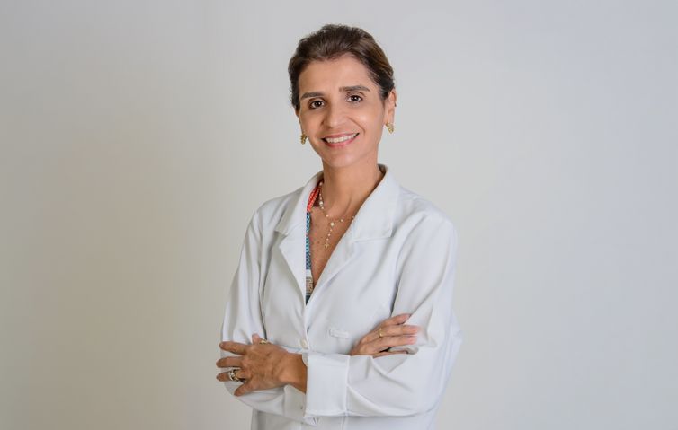 Renata Pinto/ Arquivo Pessoal 08/10/2026 - Renata Reis Pinto, médica mastologista e radiologista, com atuação no Instituto Nacional de Câncer (Inca), para Outubro Rosa . Foto: Renata Pinto/ Arquivo Pessoal