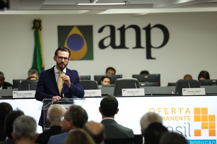 Tomaz Silva/Agência Brasil Rio de Janeiro (RJ), 07/10/2026 – O secretário nacional de petróleo, gás natural e biocombustíveis do Ministério de Minas e Energia (MME), Renato Dutra fala durante sessão pública do 4º Ciclo da Oferta Permanente de Partilha da Produção (OPP4), sede da Agência Nacional do Petróleo, Gás Natural e Biocombustíveis (ANP), no centro do Rio de Janeiro. Foto: Tomaz Silva/Agência Brasil